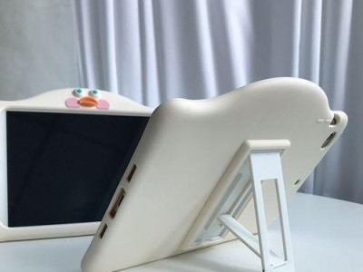 "Air2与Mini4（"比较iPadAir2和iPadMini4在游戏性能上的差异与优势"）