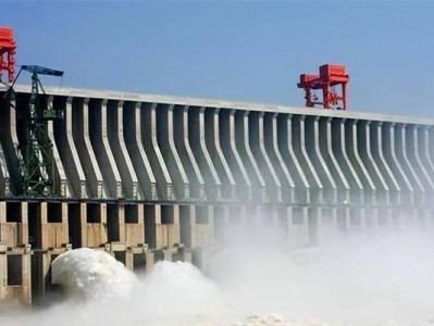 未建三峡大坝的影响及其替代方案（为何不建三峡大坝？——探究替代方案和环境影响）