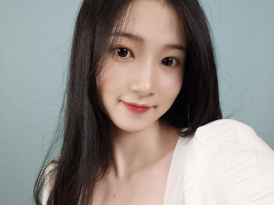 卡西欧S7自拍手机的功能与特点分析（卡西欧S7自拍手机的领先技术与创新设计）