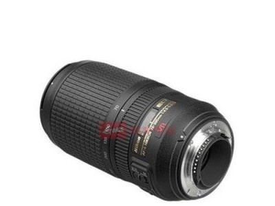 尼康70-300镜头的性能与应用（探索尼康70300镜头的功能和优势）